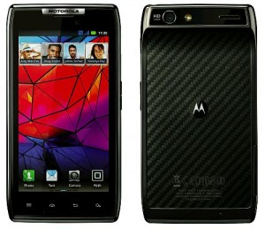 Motorola RAZR XT910 ajunge si in Romania prin Vodafone item-thumbnail