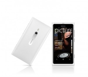 Nokia lanseaza Lumia 800 White item-thumbnail