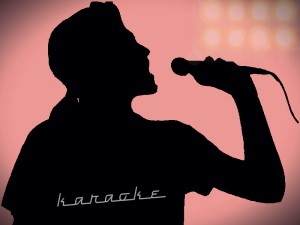 Cantatul este mai amuzant cu Singtrix karaoke kit item-thumbnail