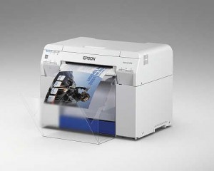 Epson lansează SureLab D700, imprimanta foto de producţie pentru afaceri mici şi mijlocii item-thumbnail