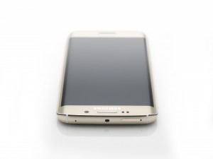 Samsung lanseaza noul Galaxy S6 si S6 EDGE item-thumbnail