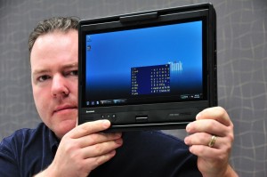 Programul folosit de Stephen Hawking pentru a comunica devine disponibil tuturor item-thumbnail