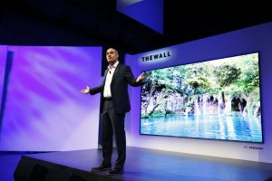 Samsung a anuntat aparitia unui televizor cu ecran masiv in cadrul CES item-thumbnail
