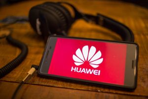 Viitoarele telefoane Huawei nu vor mai avea serviciile Google item-thumbnail